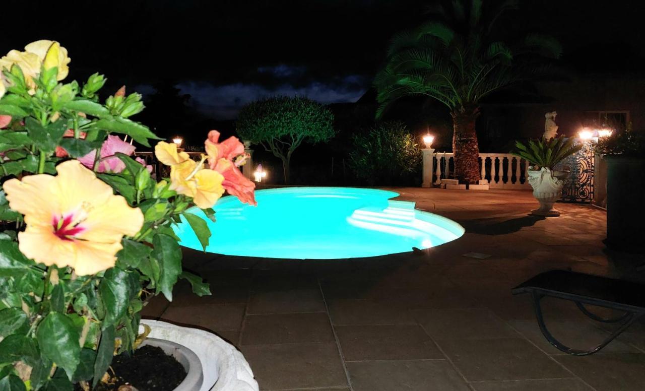 Gite Les Pins Climatise Piscine Chauffee Jardin Peymeinade Экстерьер фото