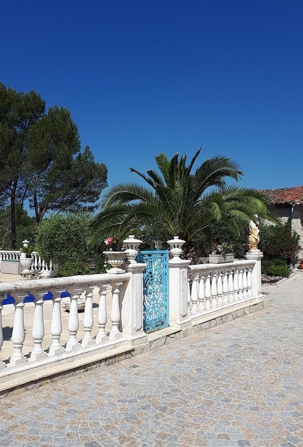 Gite Les Pins Climatise Piscine Chauffee Jardin Peymeinade Экстерьер фото